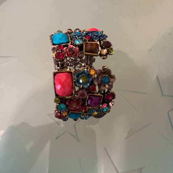 Beautiful cuff colourful bracelet - Picture 3 of 7